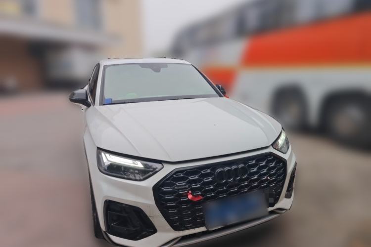Used Audi Q5L 2023 40T Fashionable and Dynamic Edition Guazi used car, China used car export, Used car for sale, Used  cars, Cheapest cars for sale