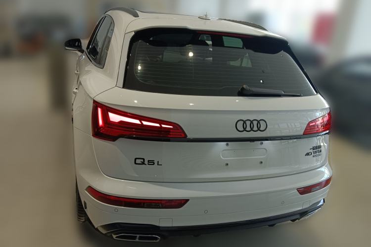 Used Audi Q5L 2023 40T Luxury Dynamic Model Rear