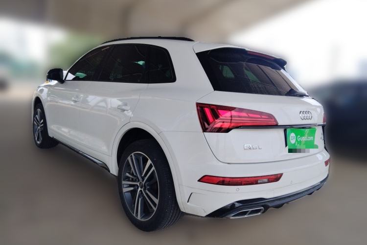 Used Audi Q5L 2023 40T Luxury Dynamic Model Rear Left 45 Deg