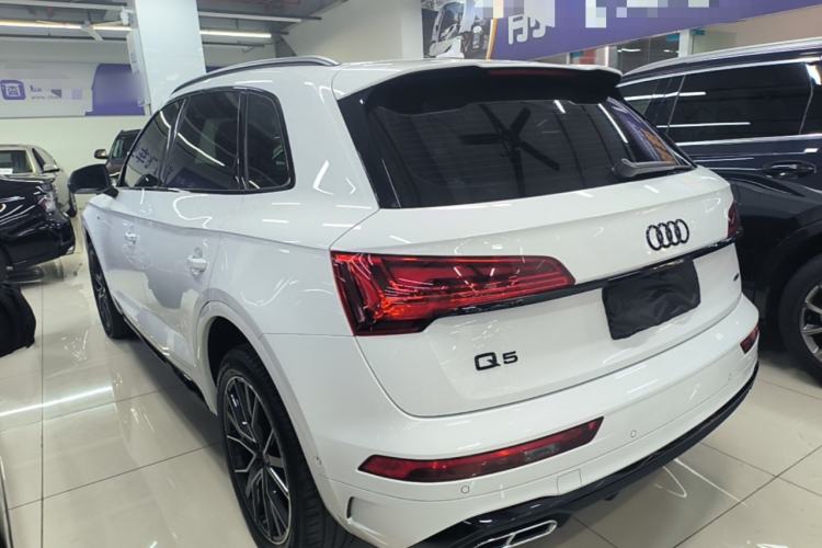 Used Audi Q5L 2023 45T Luxury Dynamic Model Rear Left 45 Deg