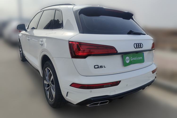 Used Audi Q5L 2023 40T Luxury Dynamic Model Rear Left 45 Deg