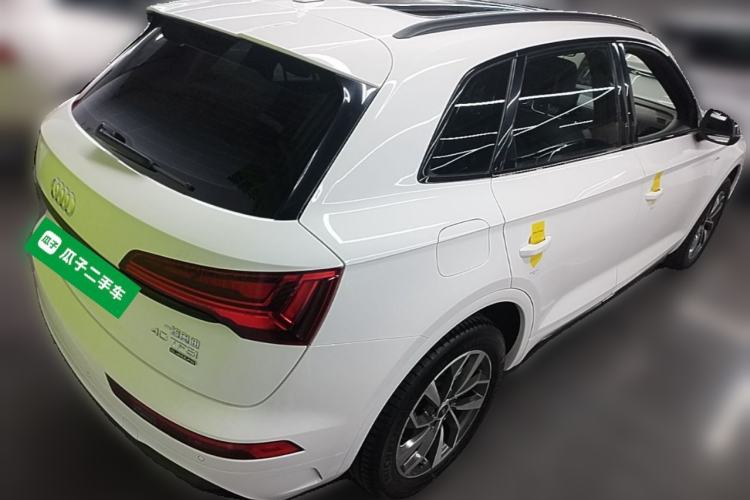 Used Audi Q5L 2023 40T Luxury Dynamic Model Rear Right 45 Deg