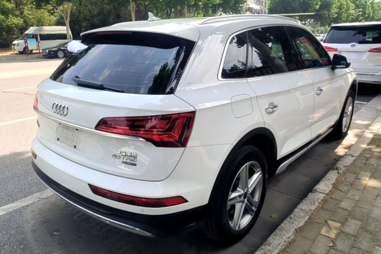 Used Audi Q5L 2023 40T Fashionable and Elegant Version Rear Right 45 Deg