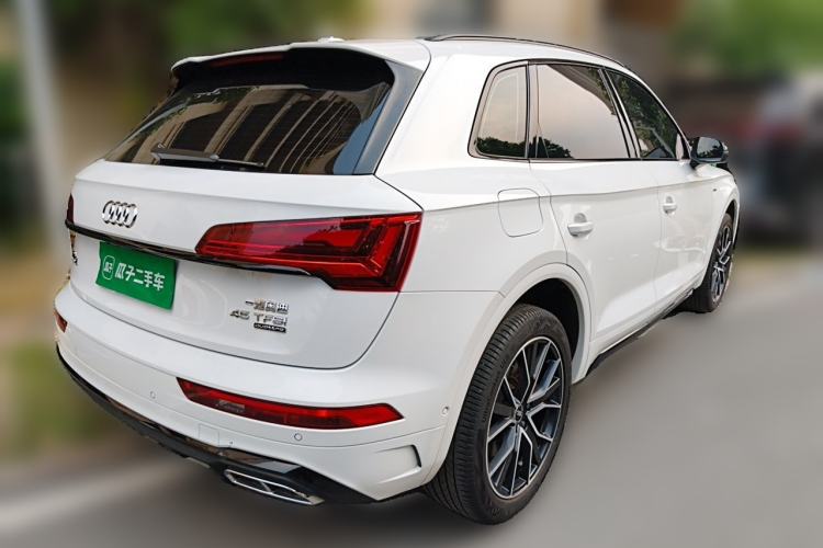 Used Audi Q5L 2023 45T Luxury Dynamic Model Rear Right 45 Deg