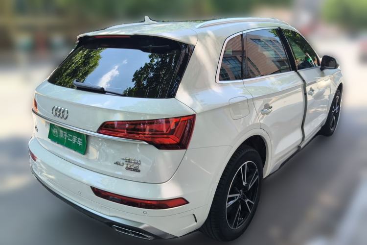 Used Audi Q5L 2023 40T Fashionable and Dynamic Edition Rear Right 45 Deg