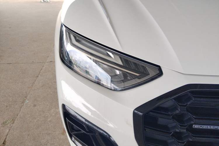 Used Audi Q5L 2023 40T Luxury Dynamic Model Right Front Headlight