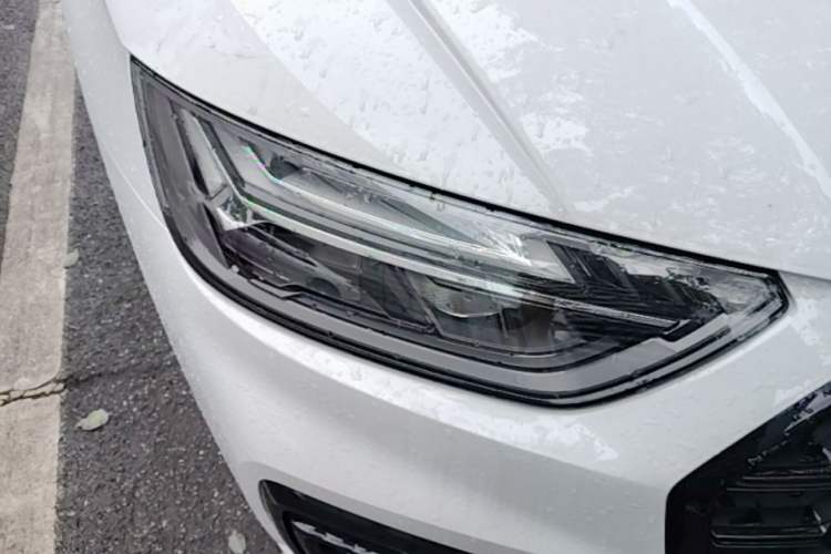 Used Audi Q5L 2023 40T Luxury Dynamic Model Right Front Headlight