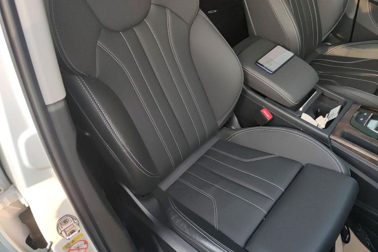 Used Audi Q5L 2023 40T Fashionable and Dynamic Edition Right Front Seat