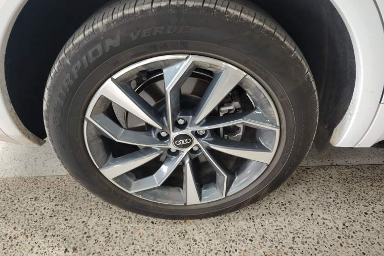 Used Audi Q5L 2023 40T Luxury Dynamic Model Right Rear Wheel Hub