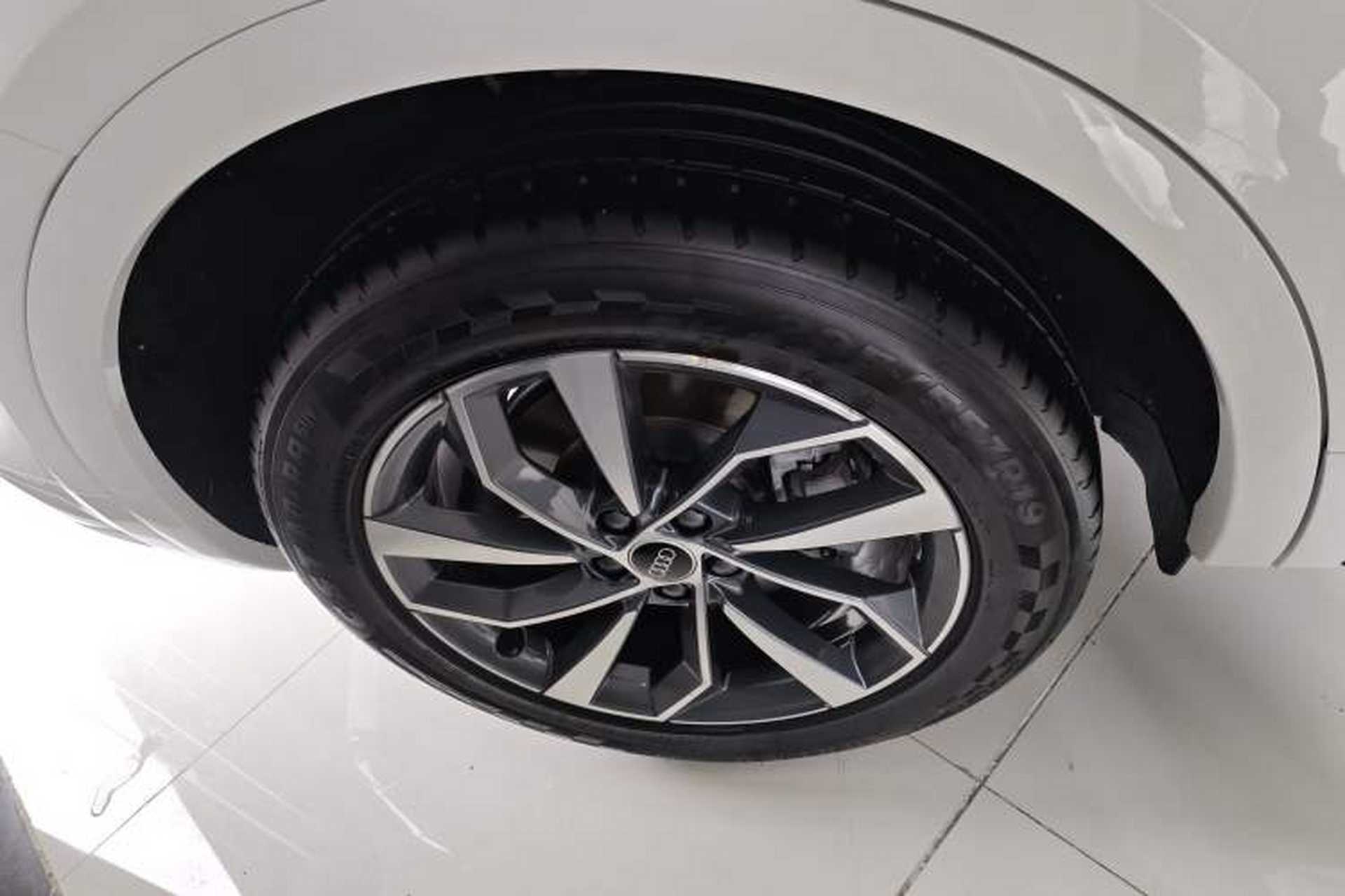 Used Audi Q5L 2023 40T Luxury Dynamic Model Right Rear Wheel Hub