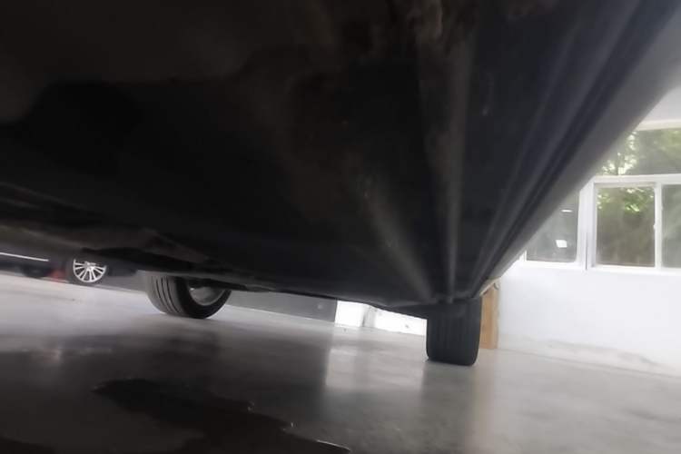 Used Audi Q5L 2023 40T Fashionable and Dynamic Edition Right Side Sill