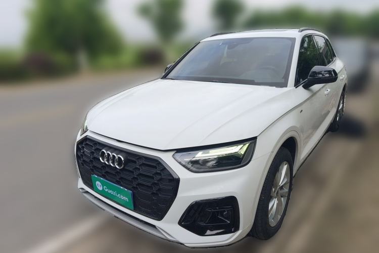 Used Audi Q5L 2023 40T Luxury Dynamic Model Guazi used car, China used car export, Used car for sale, Used cars, Cheapest cars for sale