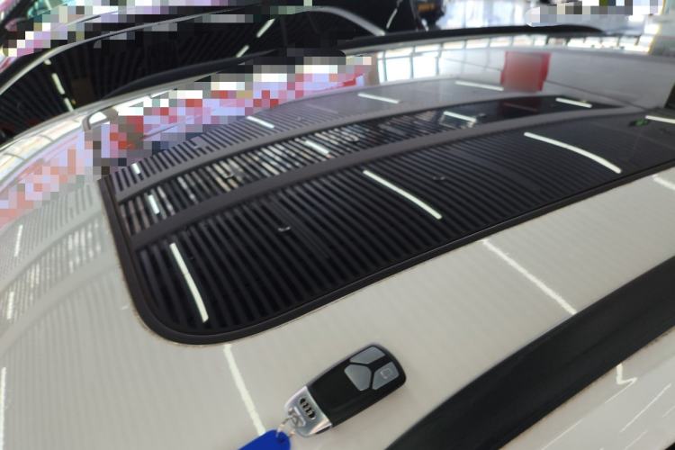 Used Audi Q5L 2023 40T Luxury Dynamic Model Roof