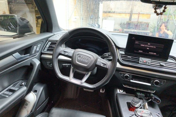 Used Audi Q5L 2023 45T Luxury Dynamic Model Steering Wheel