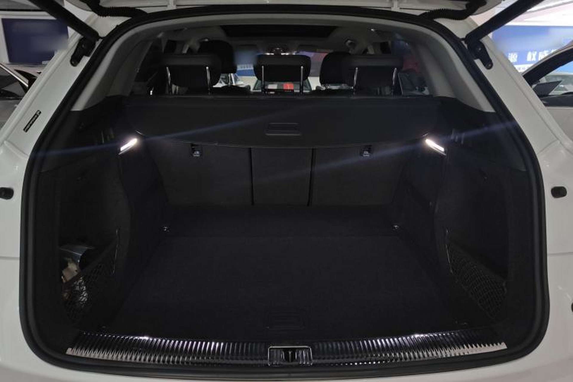 Used Audi Q5L 2023 40T Fashionable and Dynamic Edition Trunk