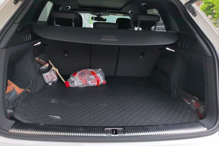 Used Audi Q5L 2023 40T Fashionable and Dynamic Edition Trunk