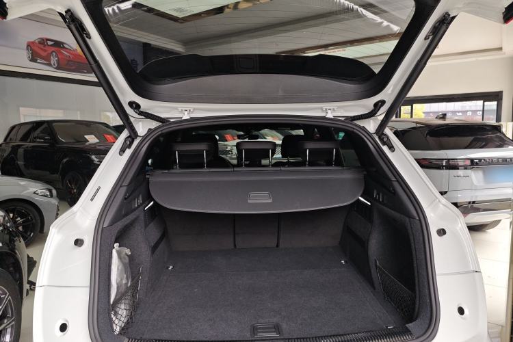 Used Audi Q5L 2023 40T Luxury Dynamic Model Trunk