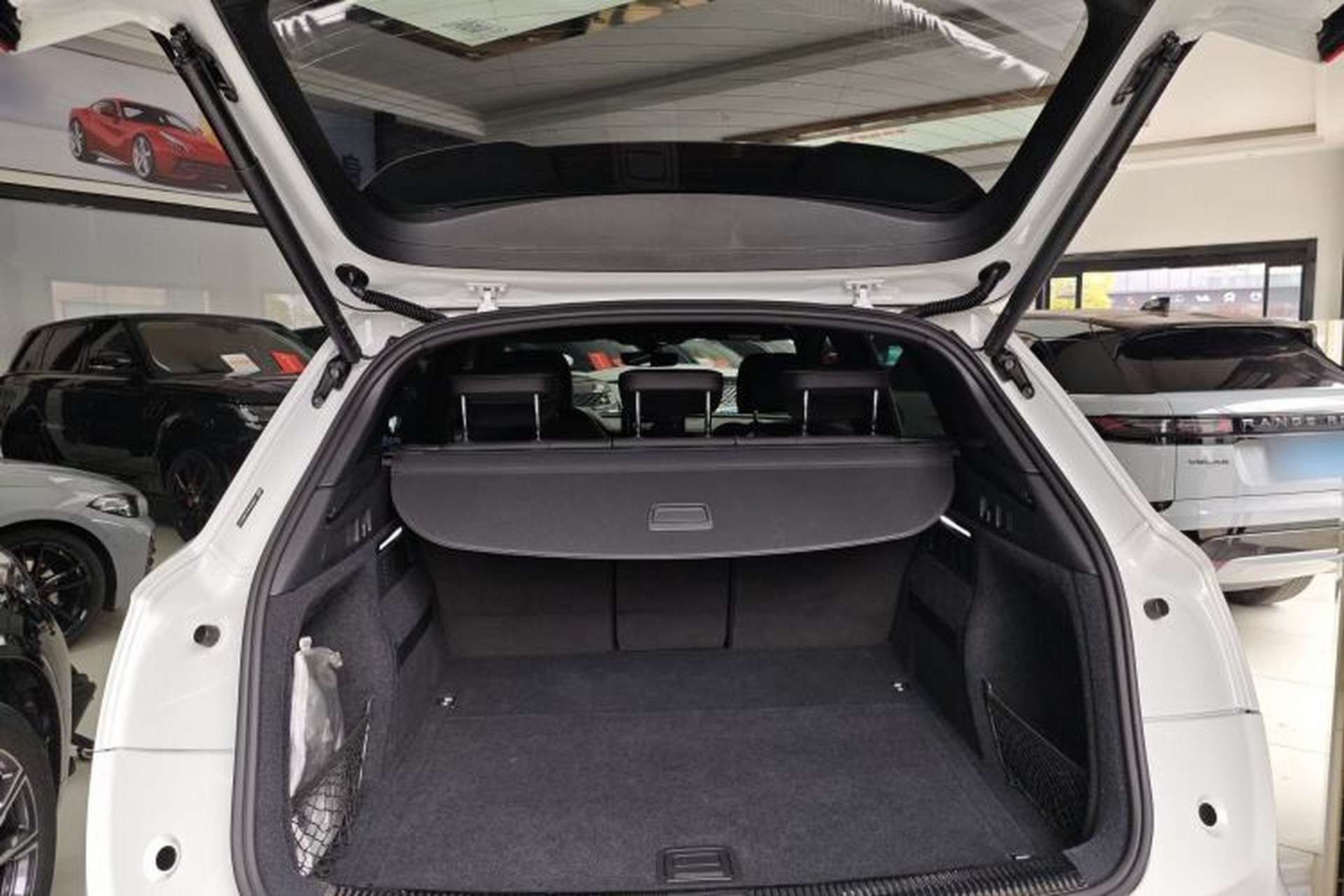 Used Audi Q5L 2023 40T Luxury Dynamic Model Trunk