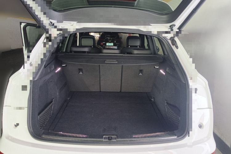 Used Audi Q5L 2023 45T Luxury Dynamic Model Trunk