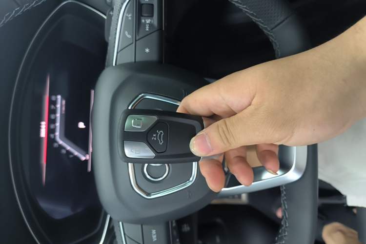 Used Audi Q5L 2023 45T Luxury Dynamic Model Vehicle Key