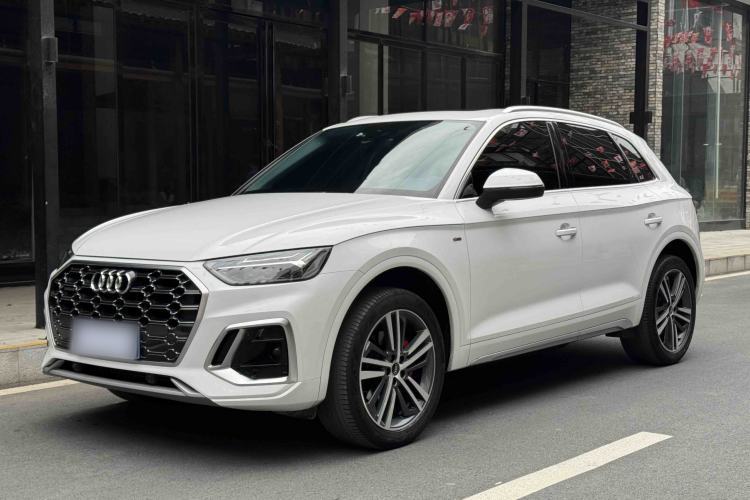 Used Audi Q5L 2023 40T Fashionable and Dynamic Edition Guazi used car, China used car export, Used car for sale, Used cars, Cheapest cars for sale