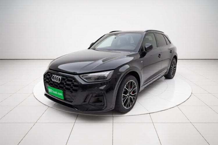 Audi Q5L 2024 45 TFSI Luxury Dynamic Model