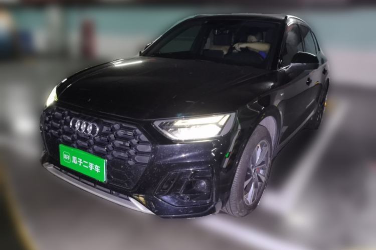 Used Audi Q5L 2024 40 TFSI Luxury Dynamic Edition Guazi used car, China used car export, Used car for sale, Used cars, Cheapest cars for sale