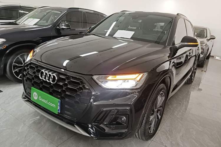 Used Audi Q5L 2024 40 TFSI Luxury Dynamic Edition Guazi used car, China used car export, Used car for sale, Used  cars, Cheapest cars for sale