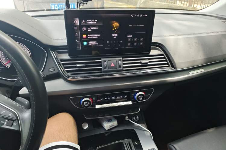 Used Audi Q5L 2024 40 TFSI Fashion Dynamic Model Audio And AC Panel