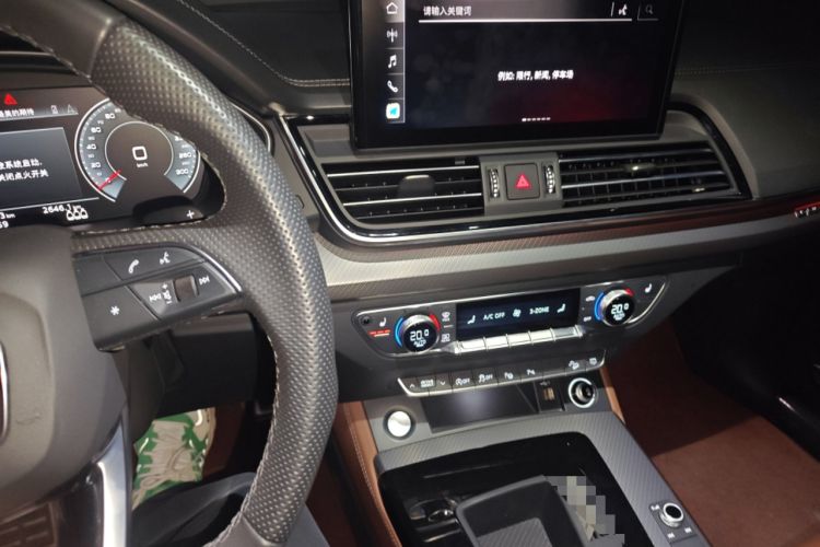 Used Audi Q5L 2024 45 TFSI Luxury Dynamic Model Audio And AC Panel
