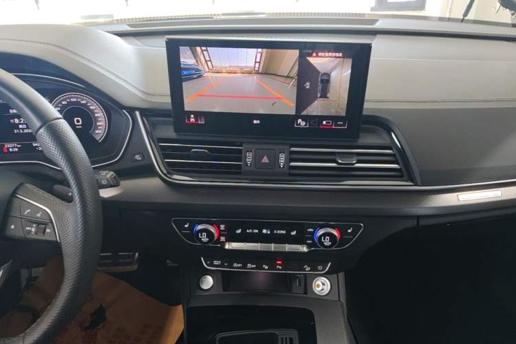 Used Audi Q5L 2024 45 TFSI Luxury Dynamic Model Audio And AC Panel