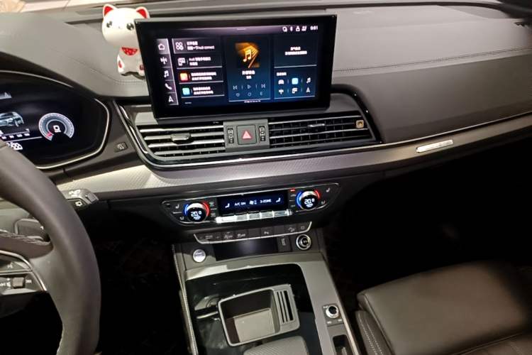 Used Audi Q5L 2024 40 TFSI Fashion Dynamic Model Audio And AC Panel