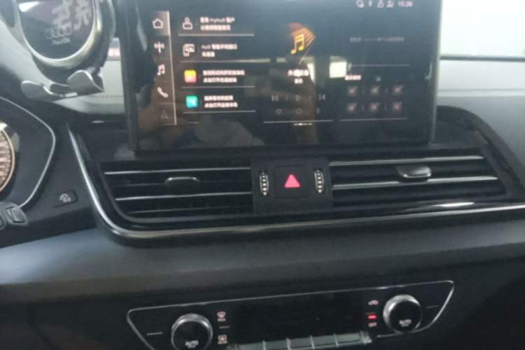 Used Audi Q5L 2024 40 TFSI Fashion Dynamic Model Audio And AC Panel