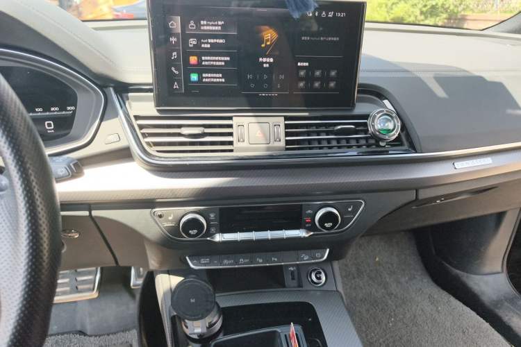 Used Audi Q5L 2024 45 TFSI Luxury Dynamic Model Audio And AC Panel