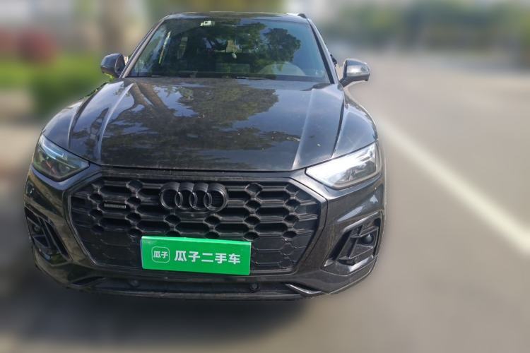 Audi Q5L 2024 40 TFSI Luxury Dynamic Edition