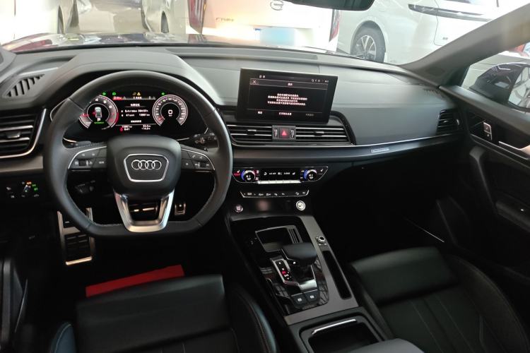 Used Audi Q5L 2024 45 TFSI Luxury Dynamic Model Center Console