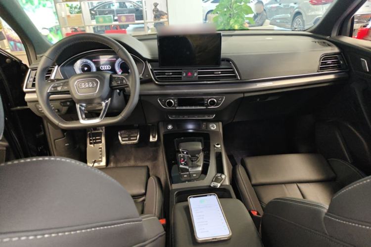 Used Audi Q5L 2024 40 TFSI Fashion Dynamic Model Center Console
