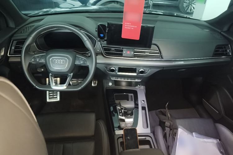Used Audi Q5L 2024 45 TFSI Luxury Dynamic Model Center Console