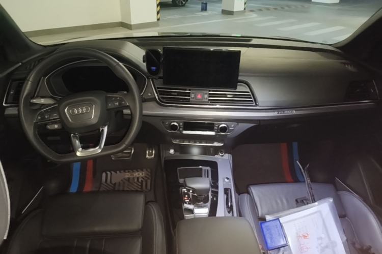 Used Audi Q5L 2024 45 TFSI Luxury Dynamic Model Center Console