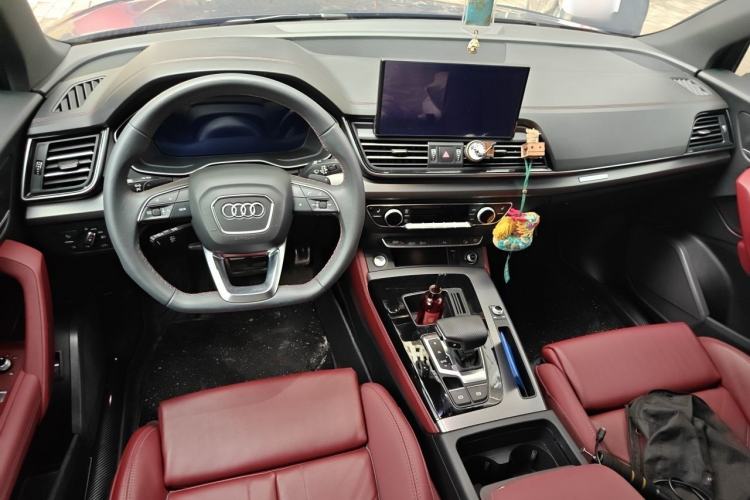 Used Audi Q5L 2024 40 TFSI Luxury Dynamic Edition Center Console