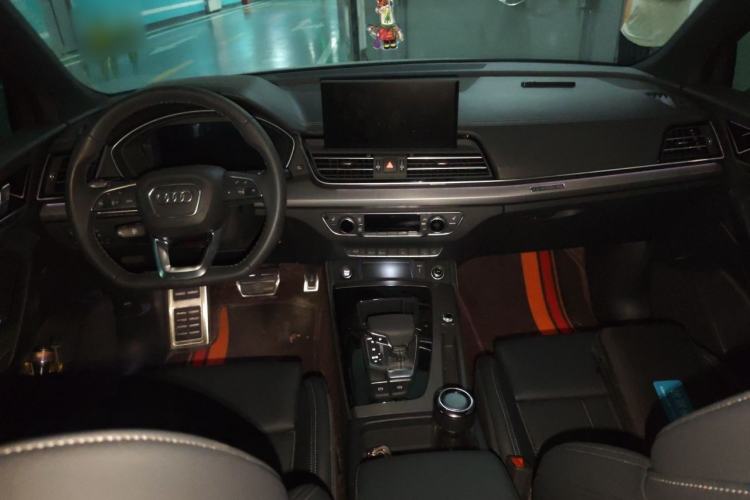 Used Audi Q5L 2024 40 TFSI Luxury Dynamic Edition Center Console