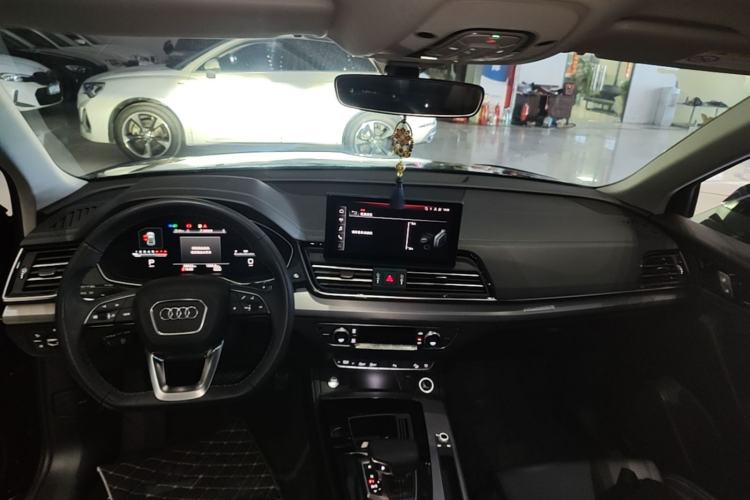Used Audi Q5L 2024 40 TFSI Fashion Dynamic Model Center Console
