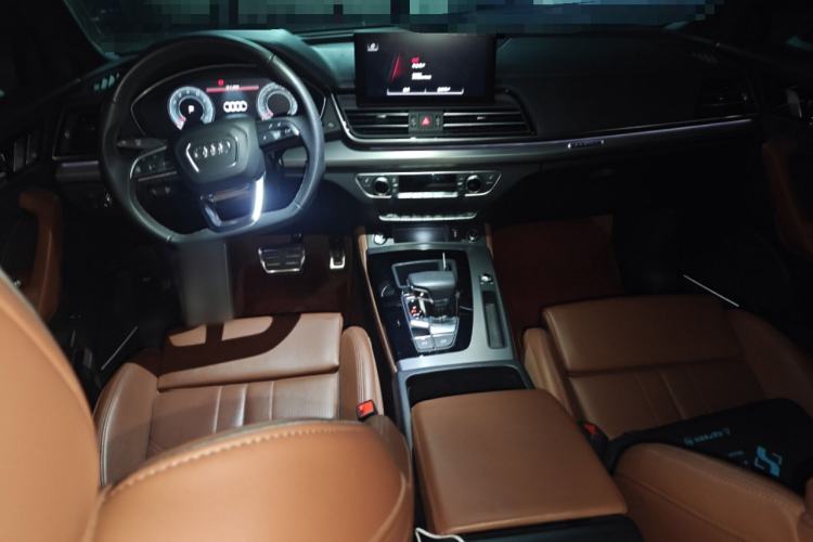 Used Audi Q5L 2024 45 TFSI Luxury Dynamic Model Center Console