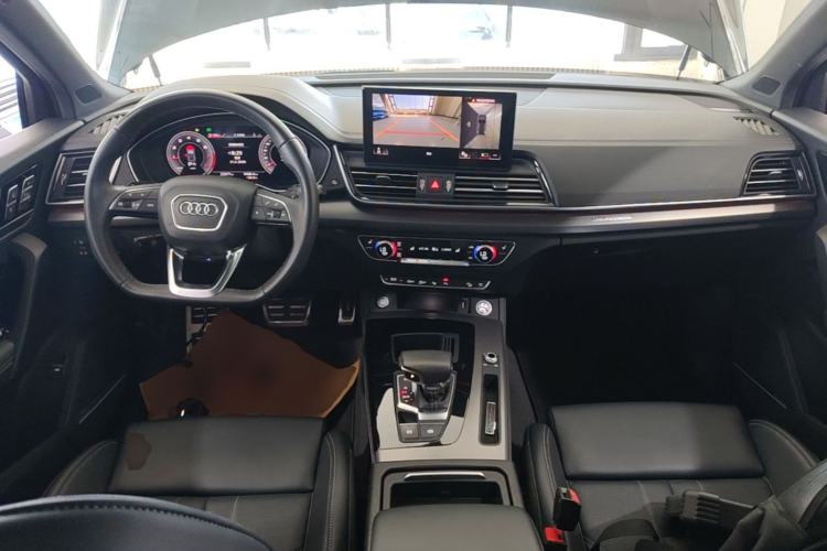 Used Audi Q5L 2024 45 TFSI Luxury Dynamic Model Center Console