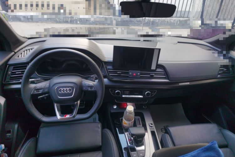 Used Audi Q5L 2024 45 TFSI Luxury Dynamic Model Center Console