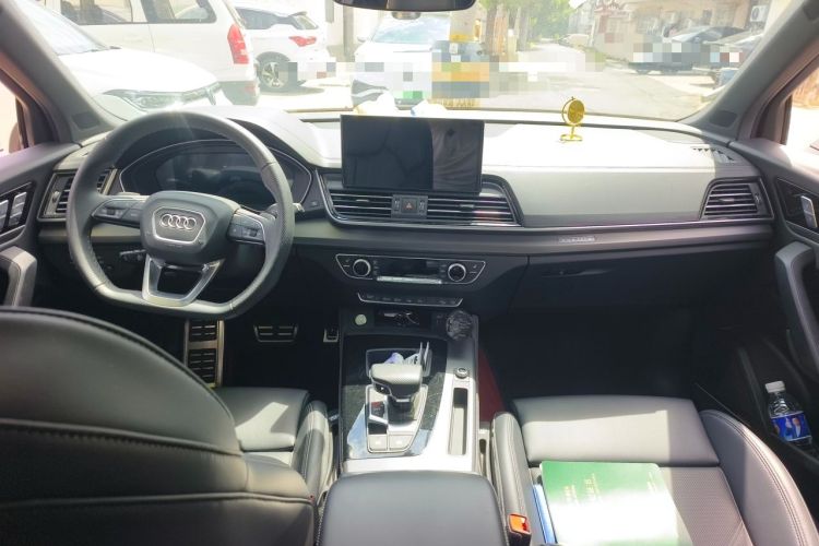 Used Audi Q5L 2024 45 TFSI Luxury Dynamic Model Center Console