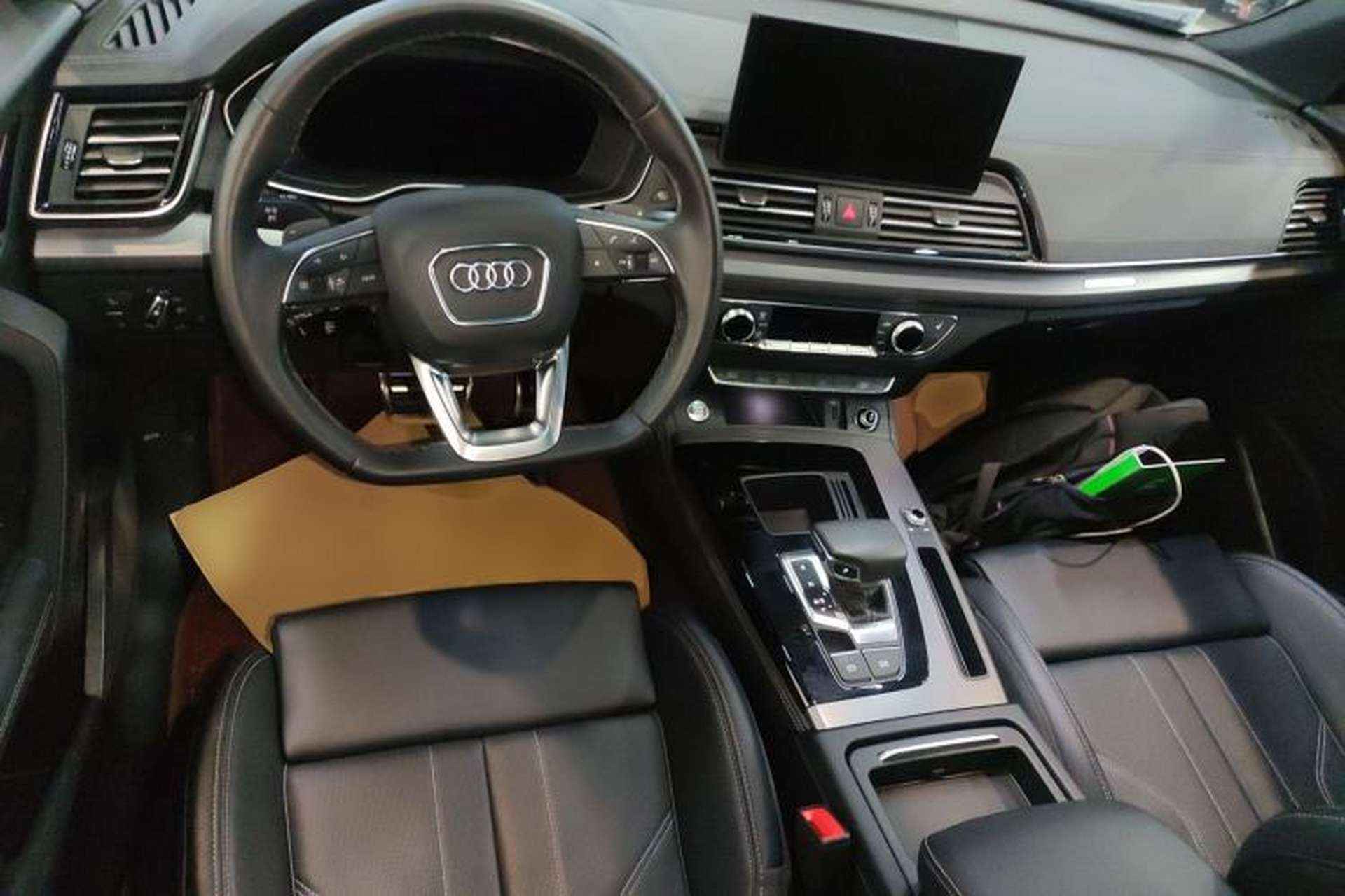 Used Audi Q5L 2024 40 TFSI Luxury Dynamic Edition Center Console