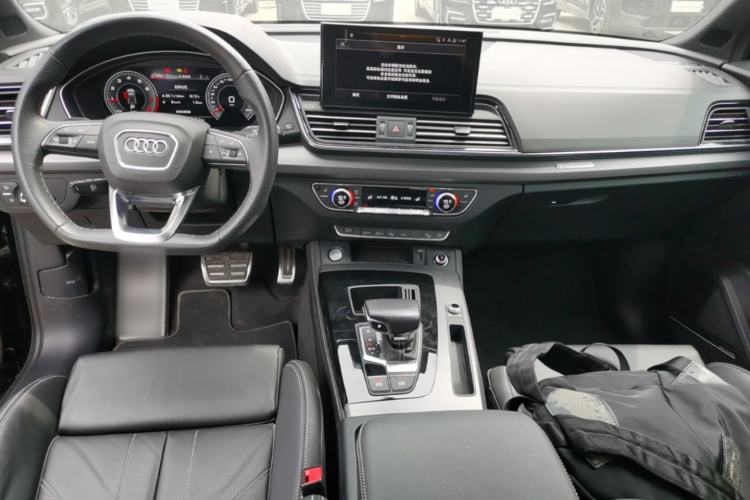 Used Audi Q5L 2024 45 TFSI Luxury Dynamic Model Center Console