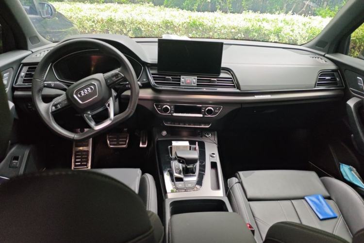 Used Audi Q5L 2024 45 TFSI Luxury Dynamic Model Center Console