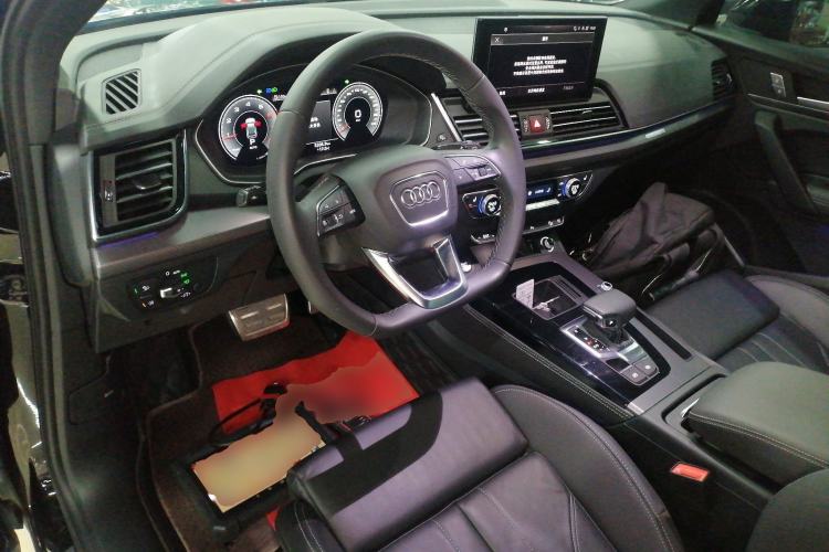 Used Audi Q5L 2024 40 TFSI Luxury Dynamic Edition Center Console